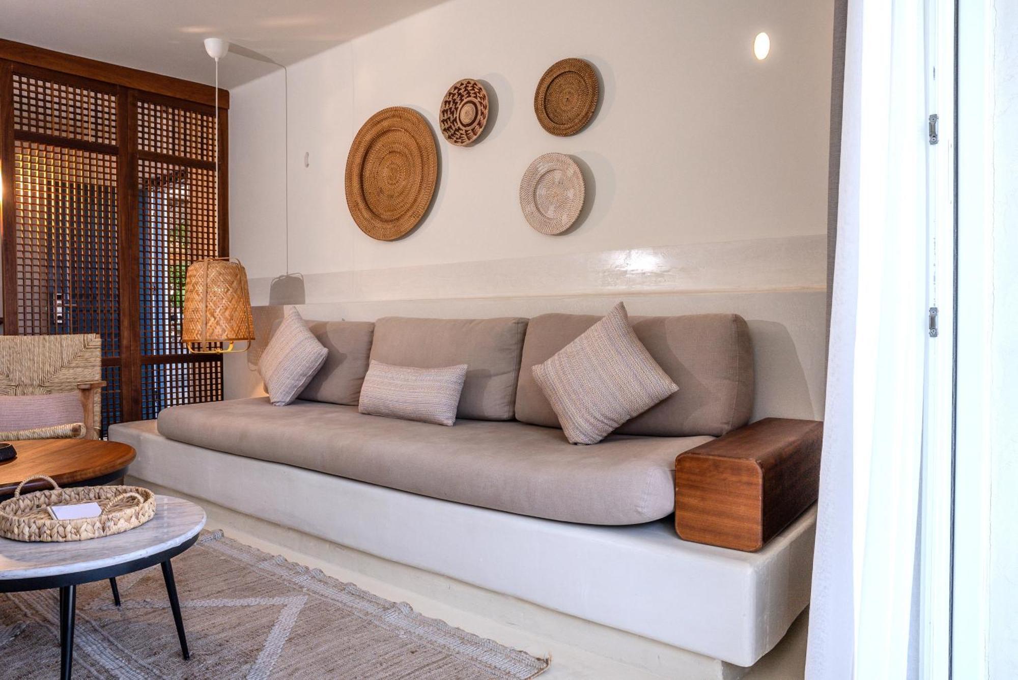 Pilos Suites Turunç Bagian luar foto