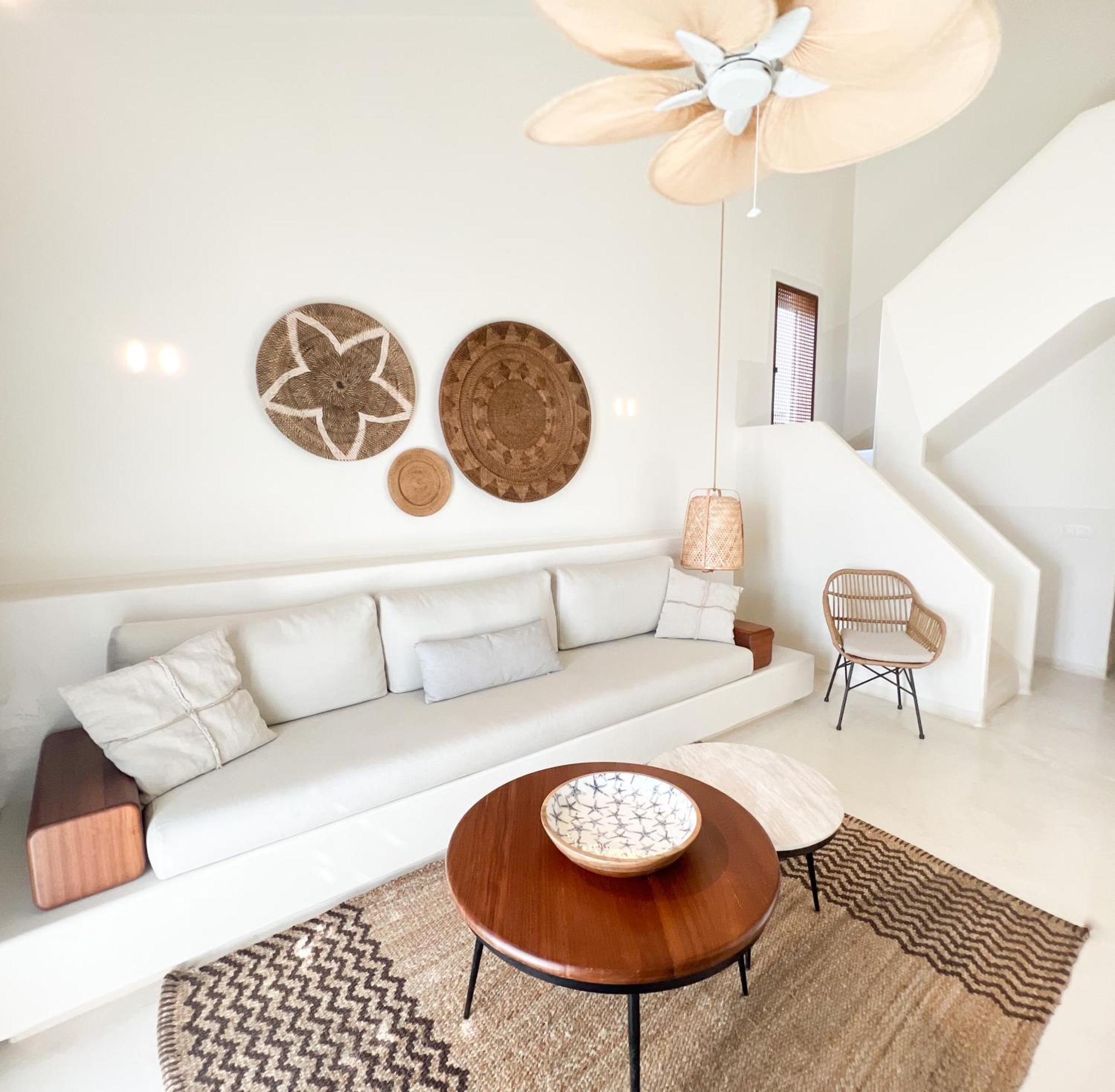 Pilos Suites Turunç Bagian luar foto